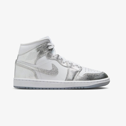 Jordan | AIR JORDAN 1 MID SE  { WHITE/METALLIC SILVER-WOLF GREY