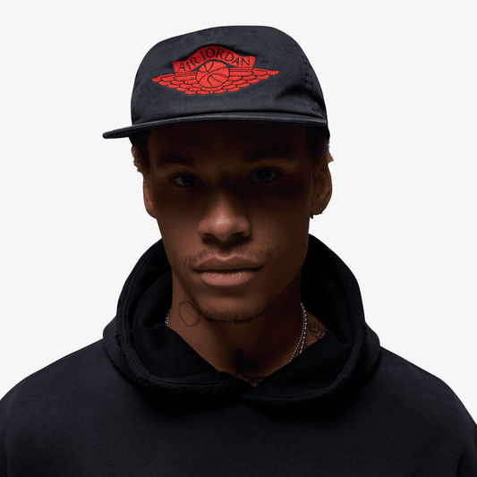 Jordan | PRO RARE AIR UNSTRUCTURED HAT { BLACK/CHILE RED
