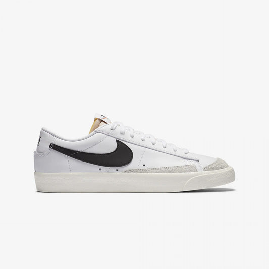 Nike | BLAZER LOW '77 VINTAGE { WHITE/BLACK