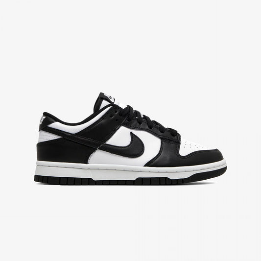 Nike | DUNK LOW  { BLACK