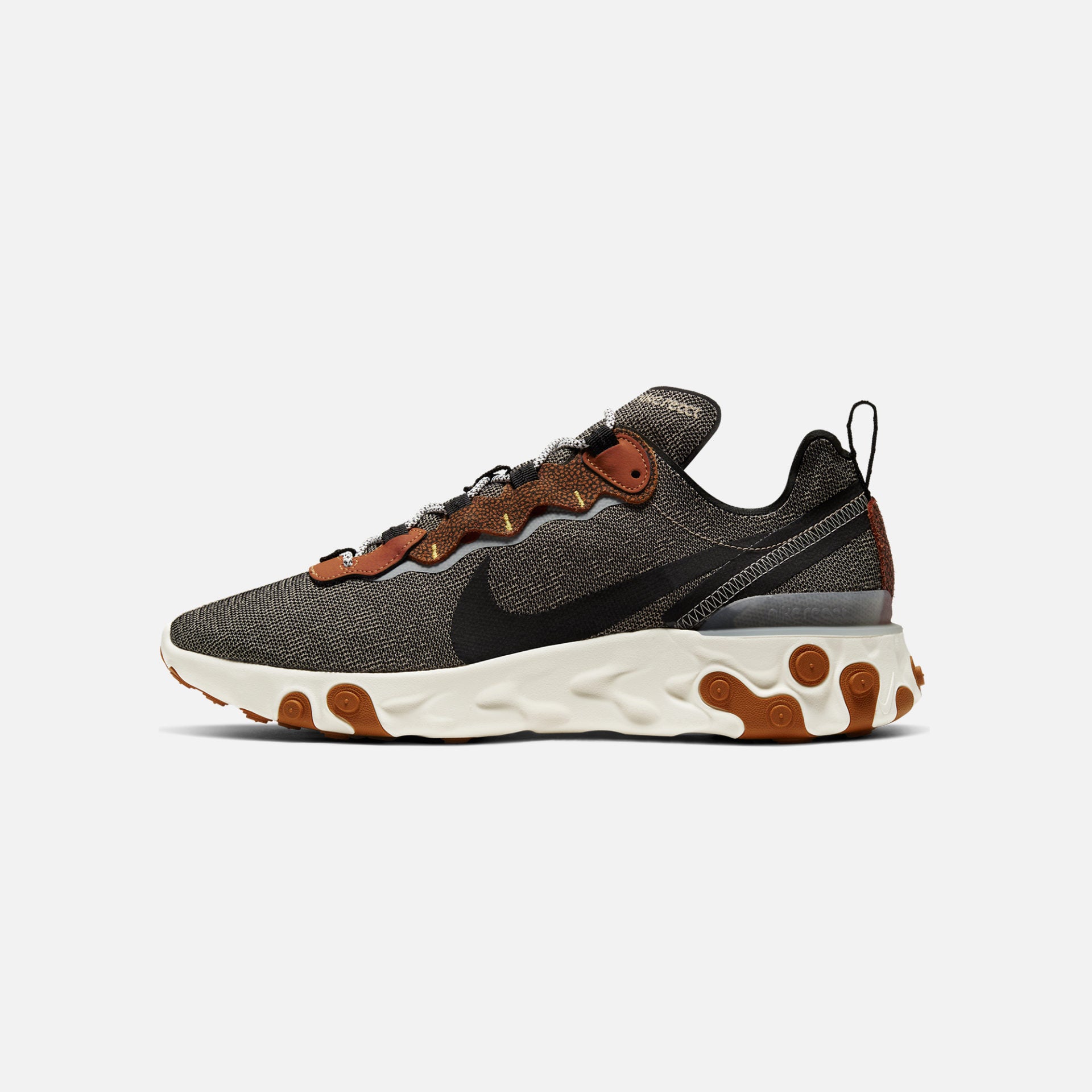 Buy NIKE ELEMENT 55 SE – Superkicks - Main Image