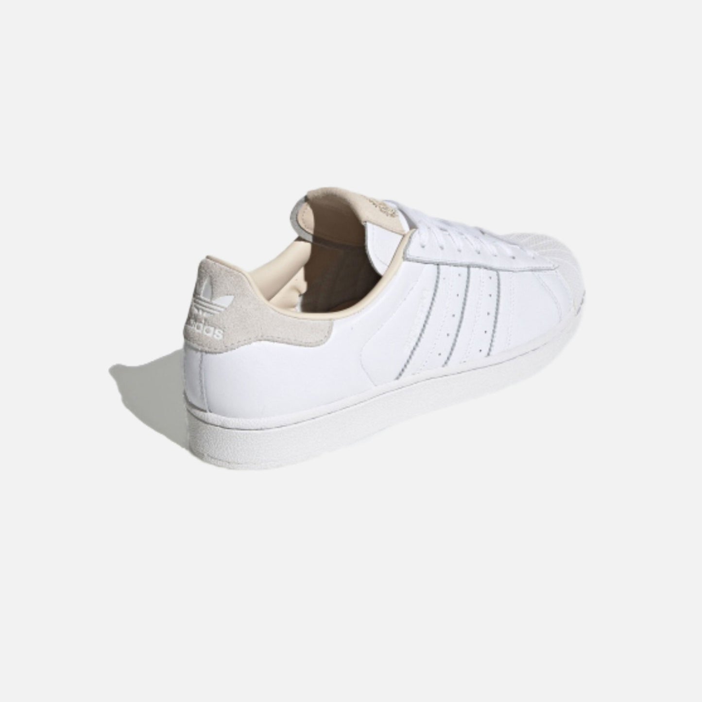 SUPERSTAR