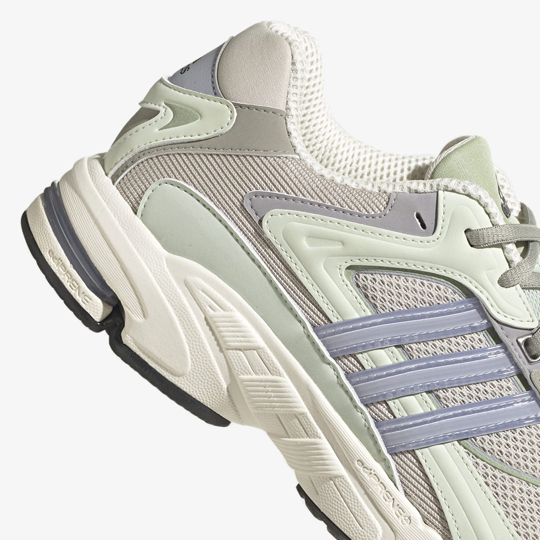 RESPONSE CL 'LINEN GREEN / CHALK WHITE'
