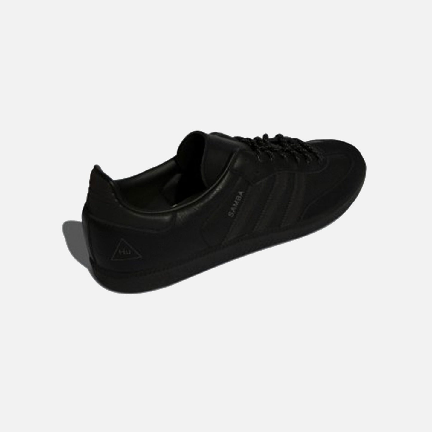 PHARRELL WILLIAMS SAMBA