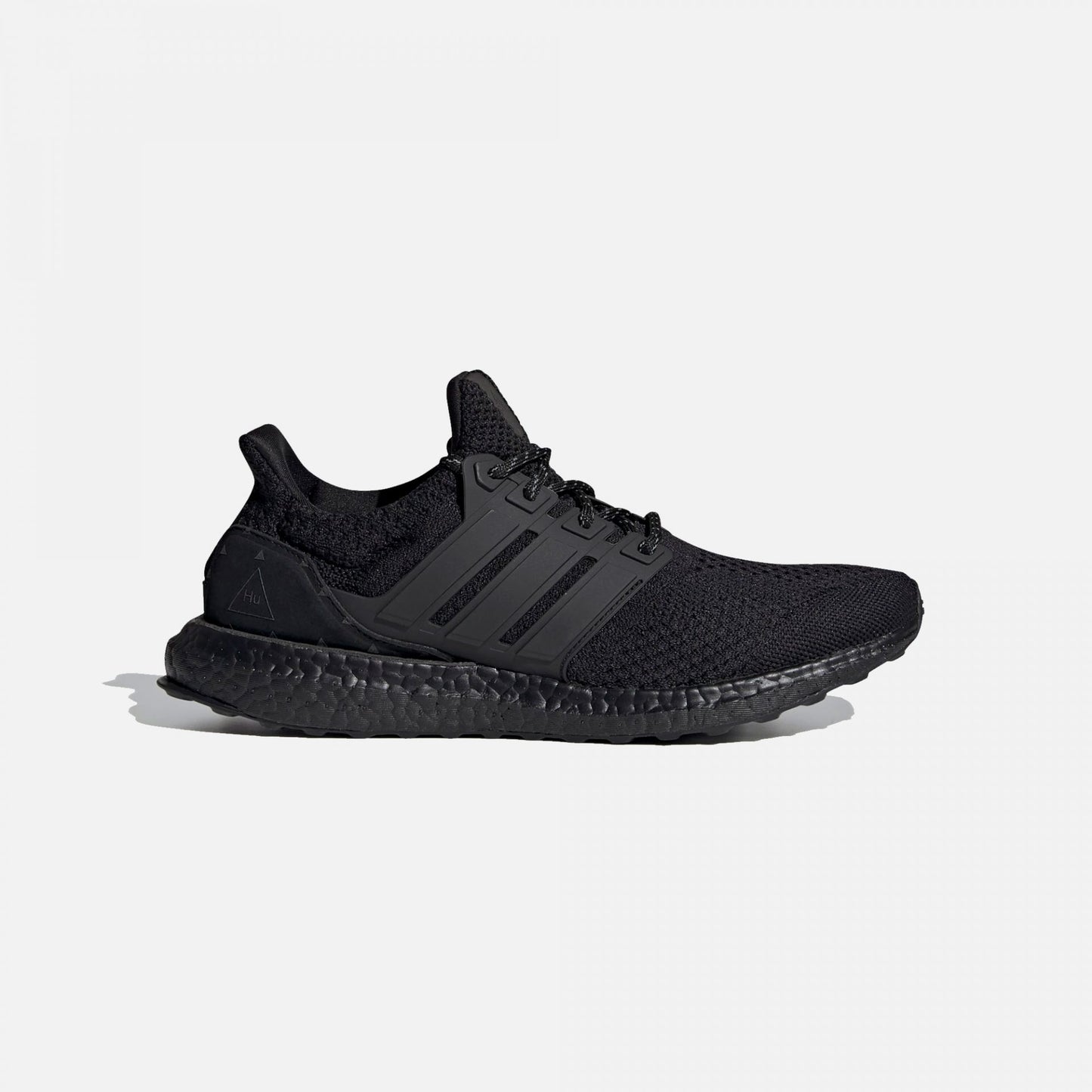 PHARRELL WILLIAMS ULTRABOOST DNA