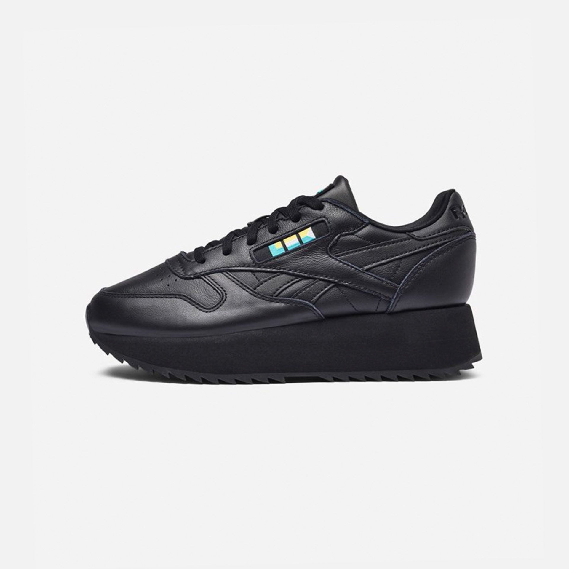 Reebok CLASSIC LEATHER DOUBLE X GIGI HADID - Main Image
