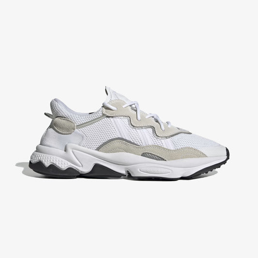 Adidas Originals | OZWEEGO  { CLOUD WHITE/ CORE BLACK