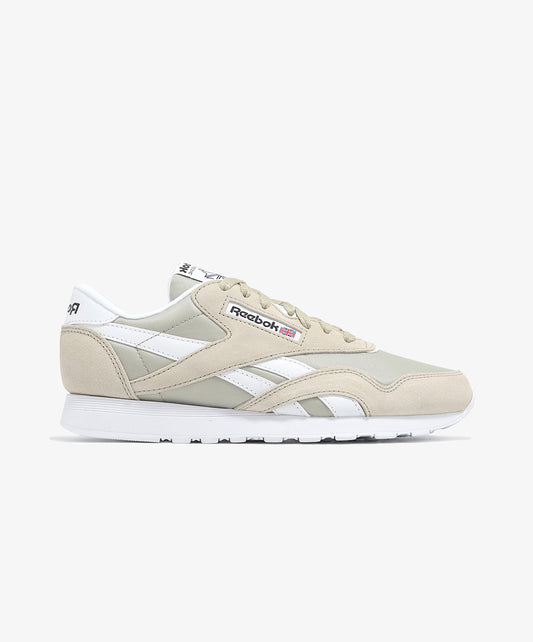 Reebok | CLASSIC NYLON { SPORT BEIGE/WHITE