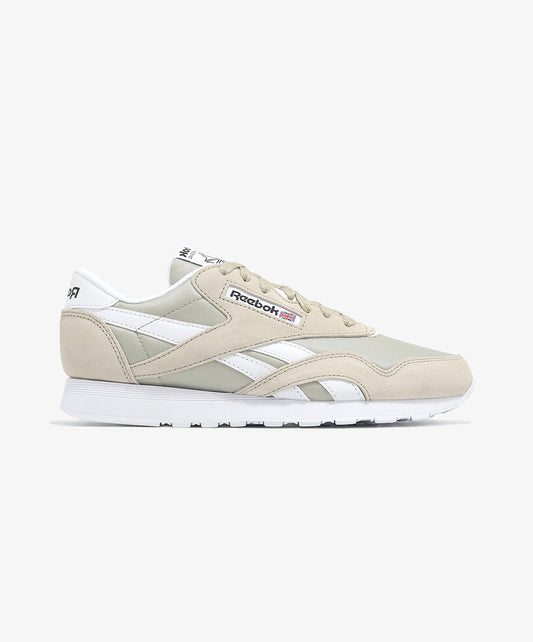 Reebok | CLASSIC NYLON { SPORT BEIGE/WHITE