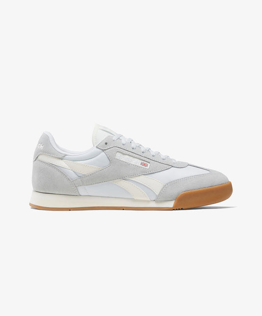 Reebok | CAMPIO XT { MOON/CHALK