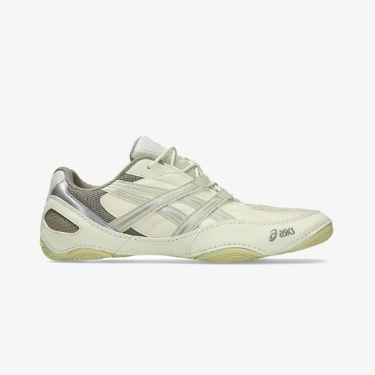ASICS | HYPERSYNC { OYSTER WHITE/IVORY