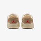 Jordan | FLIGHT COURT { MUSHROOM/FIRE RED-DESERT CAMO-FOSSIL