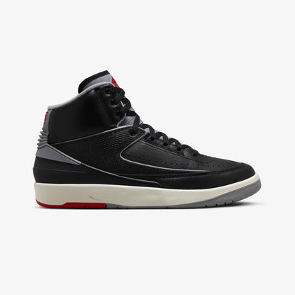 Jordan | AIR JORDAN 2 RETRO  { BLACK/CEMENT GREY-FIRE RED-SAIL