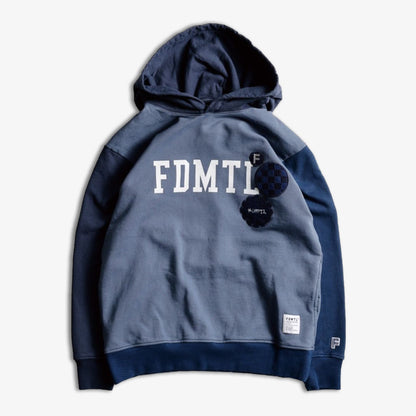 FDMTL | COLLEGE LOGO SWEATSHIRT  { BLUE