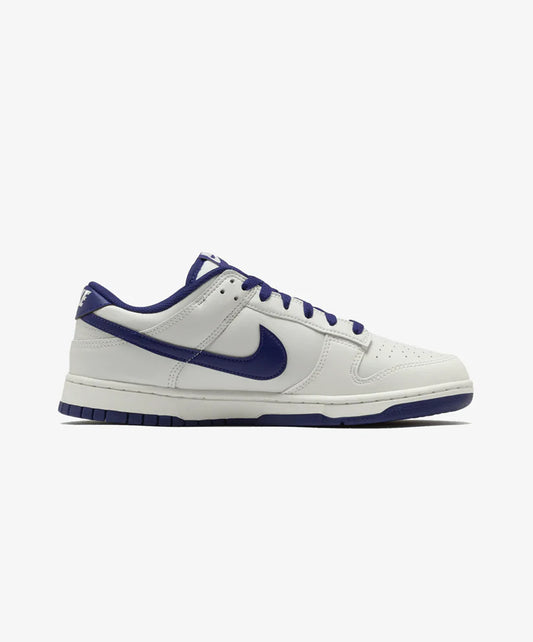 NIKE | DUNK LOW RETRO { SUMMIT WHITE/DEEP ROYAL BLUE