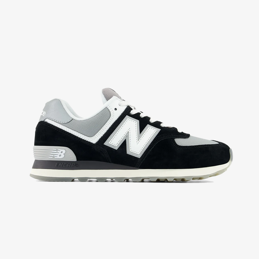 New Balance | 574 { BLACK/BROWN