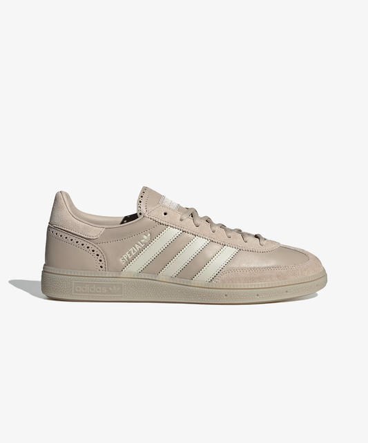 ADIDAS ORIGINALS | HANDBALL SPEZIAL { WONDER BEIGE/ALUMINA/WONDER BEIGE