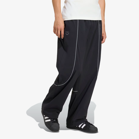 Adidas Originals | CONSORTIUM PANT { BLACK