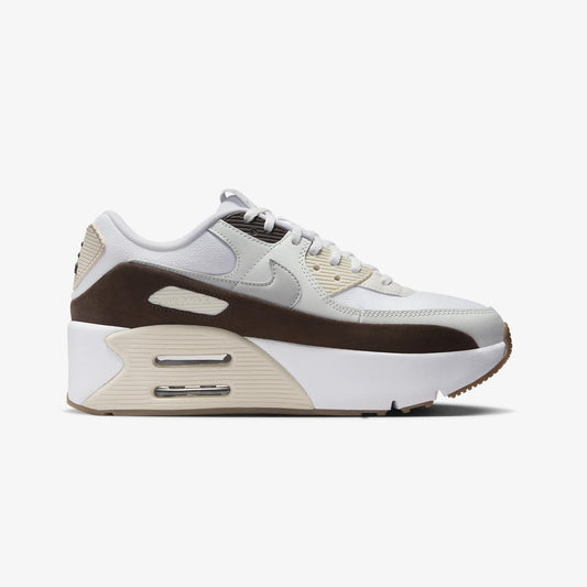 Nike | WMN'S AIR MAX 90 LV8  { WHITE/PHOTON DUST-BAROQUE BROWN