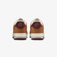 NIKE | AIR FORCE 1'07 LV8 { LT BRITISH TAN/BURGUNDY CRUSH
