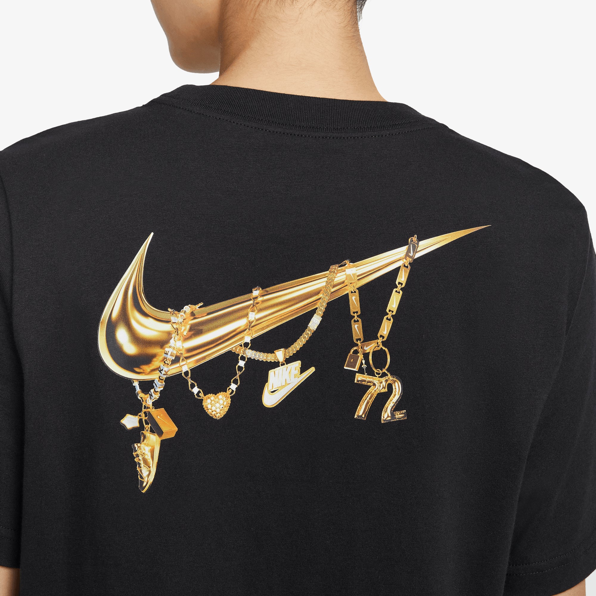 nike black gold t shirt