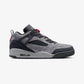 JORDAN | SPIZIKE LOW { ANTHRACITE/GYM RED-BLACK