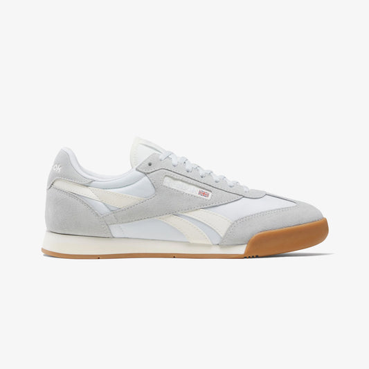 Reebok | CAMPIO XT { MOON/CHALK