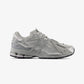 New Balance | 1906 { GREY