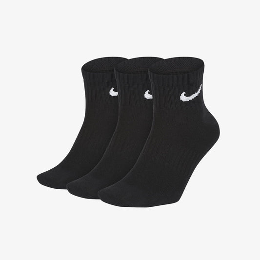 NIKE | EVERYDAY LIGHTWEIGHT { BLACK/WHITE