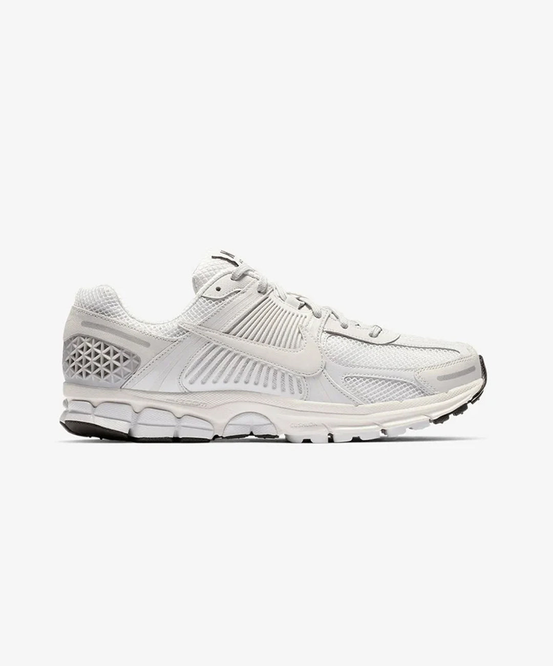 Nike | ZOOM VOMERO 5 SP  { VAST GREY/VAST GREY-BLACK-SAIL