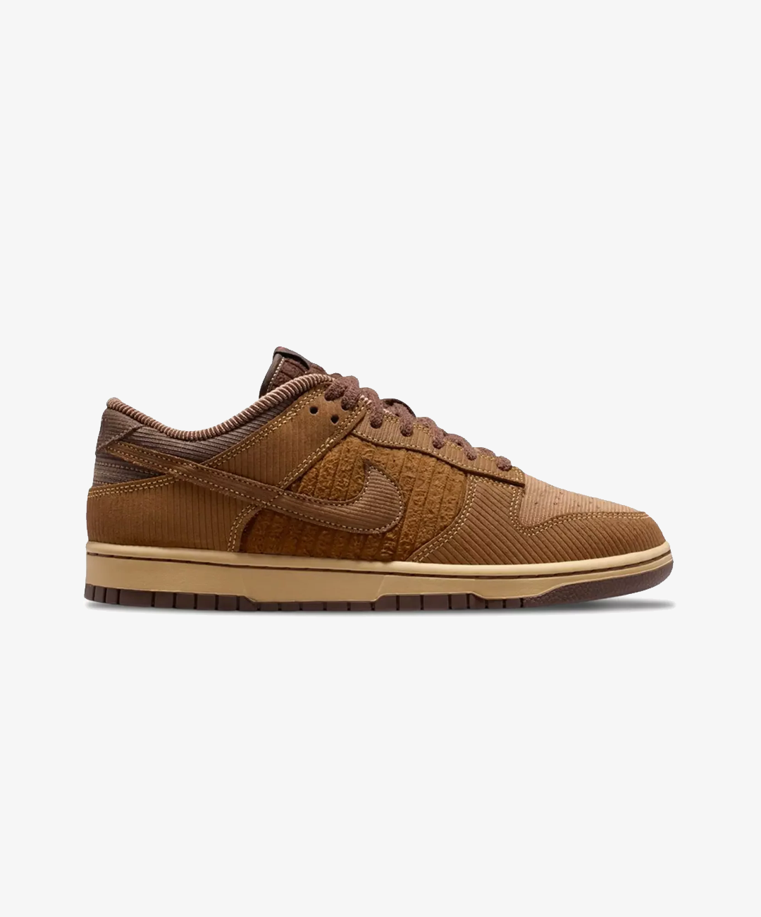 NIKE | DUNK LOW RETRO PREMIUM { LT BRITISH TAN/LT BRITISH TAN