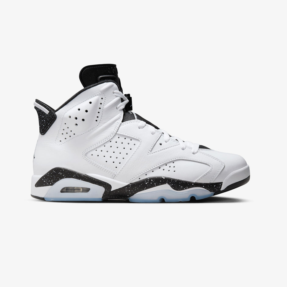 total sports jordan sneakers