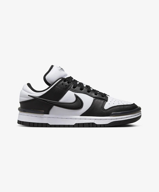 Nike | DUNK LOW TWIST  { BLACK/WHITE-BLACK
