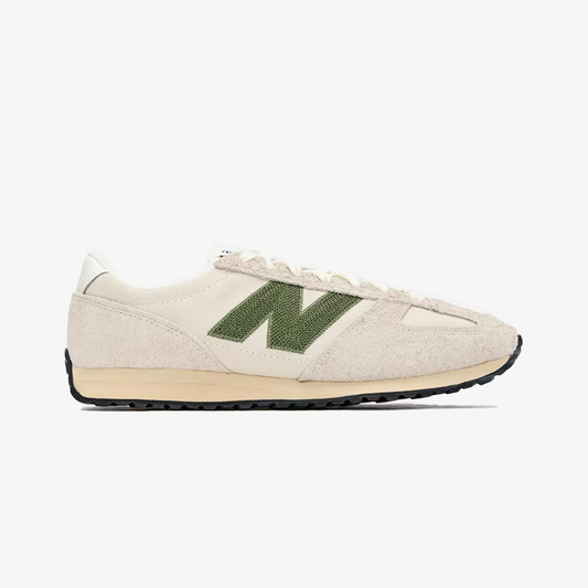 New Balance | 471 { OFF WHITE / GREEN