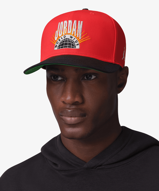Jordan | ESSENTIALS PRO STRUCTURED FLAT BILL HAT { CHILE RED/KELLY GREEN/SAIL