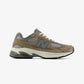 NEW BALANCE | 2010 { MUSHROOM WITH HARBOR GREY
