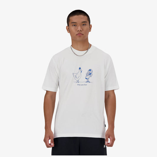 New Balance | SPORT ESSENTIALS CHICKEN T-SHIRT  { WHITE