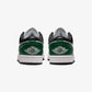 JORDAN | AIR JORDAN 1 LOW { BLACK/SUMMIT WHITE-GORGE GREEN