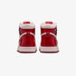 JORDAN | AIR JORDAN 1 RETRO HIGH OG { UNIVERSITY RED/METALLIC SILVER