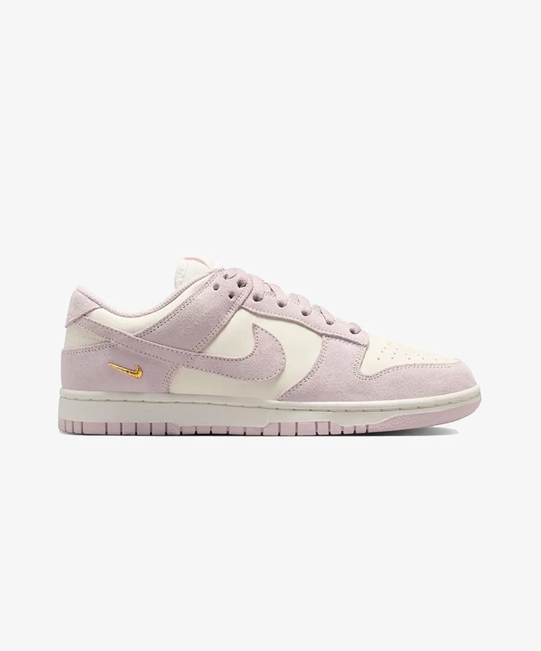 NIKE | DUNK LOW { SAIL/PEARL PINK-WHITE-METALLIC GOLD