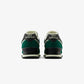 New Balance | 574 { GREEN