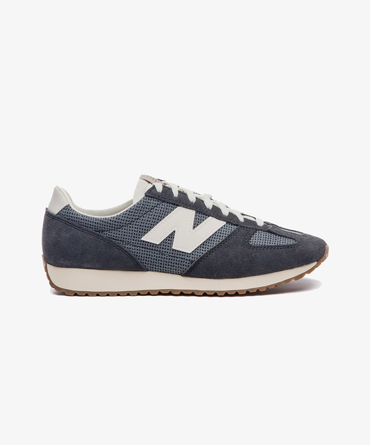 New Balance | 471 { BLACK/GRAPHITE