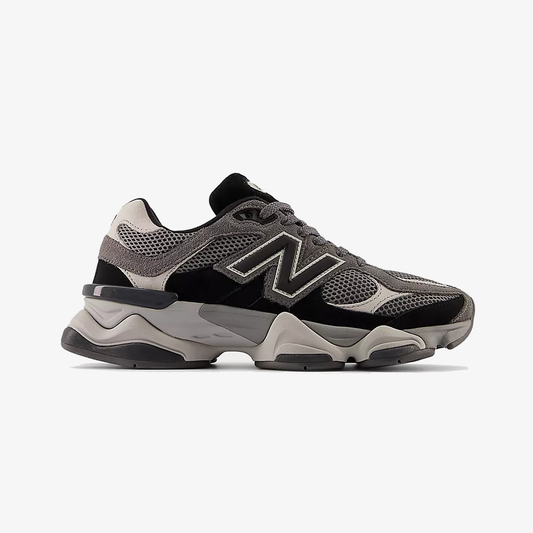 New Balance | 9060 { BLACK/CASTLEROCK