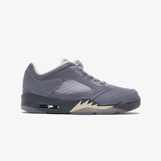 Jordan | AIR JORDAN 5 RETRO LOW  { INDIGO HAZE/FIRE RED-METALLIC SILVER
