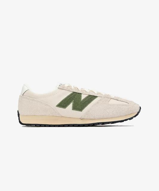 New Balance | 471 { OFF WHITE / GREEN