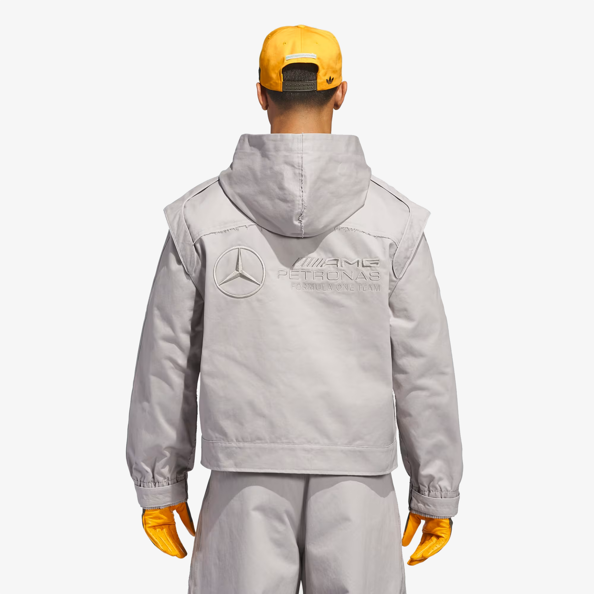ADIDAS ORIGINALS | BAD BUNNY X MERCEDES - AMG PETRONAS FORMULA ONE ADIDAS ORIGINALS | BAD BUNNY X MERCEDES - AMG PETRONAS FORMULA ONE