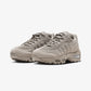 NIKE | AIR MAX 95 BIG BUBBLE SE { ENIGMA STONE/METALLIC SILVER-WHITE