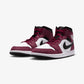 JORDAN | AIR JORDAN 1 MID SE { TEAM RED/WHITE-BLACK-DARK TEAM RED