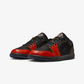 JORDAN | AIR JORDAN 1 LOW SE { BLACK/BLACK-DRAGON RED-BLACK