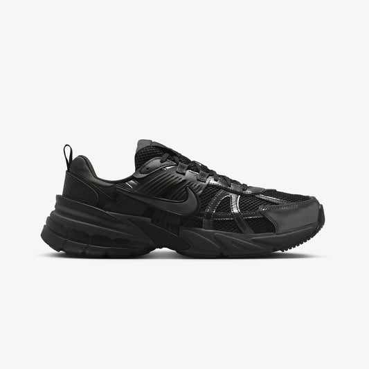 Nike | V2K RUN  { BLACK/DK SMOKE GREY-ANTHRACITE